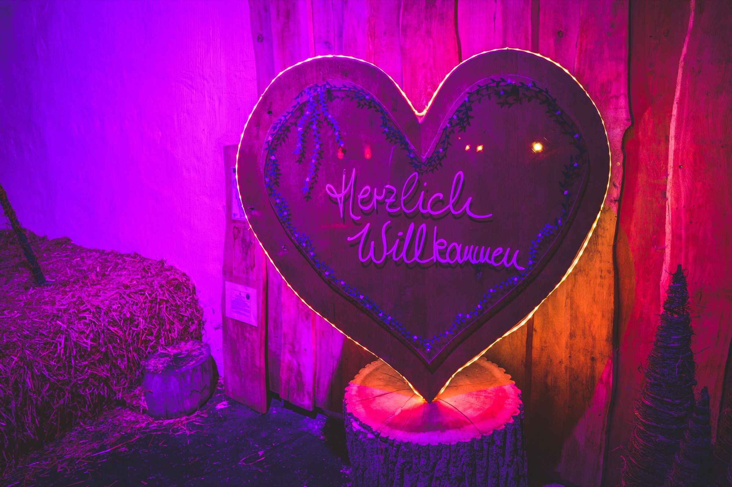 Herzlich Willkommen: stimmungsvolle Deko zur Hochzeit